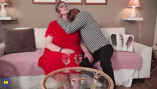 olgun bbw  siyah yarrak içinde göt ve amcık