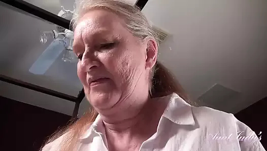 61lik büyük memeli olgun üvey annen maggie'den bir sabah ikramı