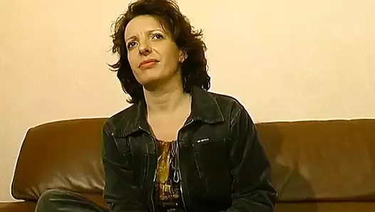fransız bayan Başlarken ona kıllı delikler sikildi tarafından bir vahşi züppe