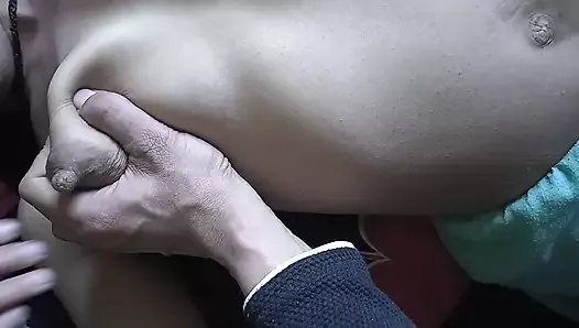 güzel tatlı karım göğüslerimden süt içmek