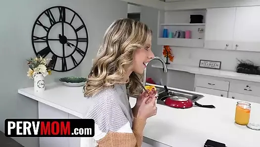 vahşi ve çılgın üvey anne, şok üvey oğluna yeni keşfedilen cinsel arzularını ifade ediyor - pervmom