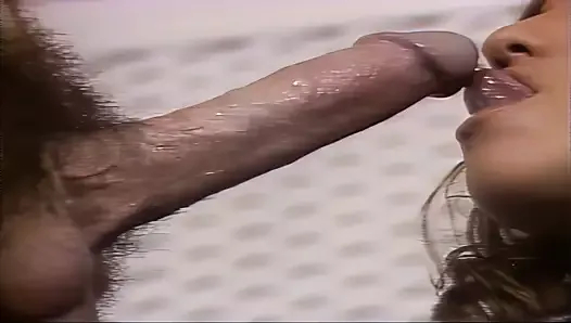 küçük oral annie anal üçlü (4k lüks)