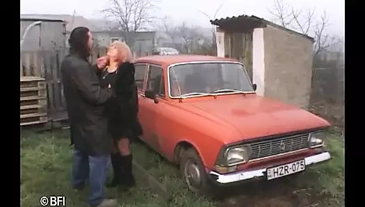 Şişman yaşlı ve Alman büyükanne