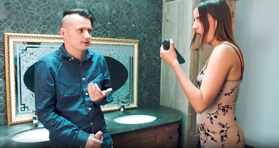 Gigi Max onu mastürbasyon yaparken yakaladı.... YENİ Passie Videosu