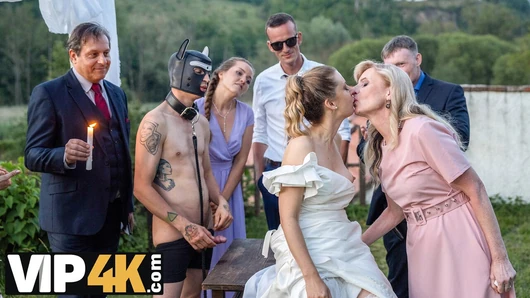 BRIDE4K. Doğal göğüslü seksi gelin, tazı kostümü giymiş bir damatla çılgın bir seks yapıyor