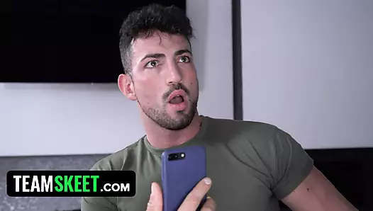 Minik Serçe Mona Blue Tiktok'ta Ünlü Olmak İstiyor