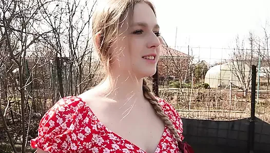 Şehirden geldi ve Kollektif bir Sevgililerçiyi Becerdi