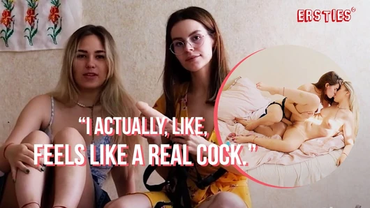 Ersties - Seksi Selvaggia & Daniela bir Kayış İle ateşli Lezbiyen Seks