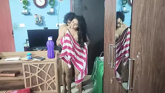 Malayali desi çift saree banyo ile seks gün sonra marriage