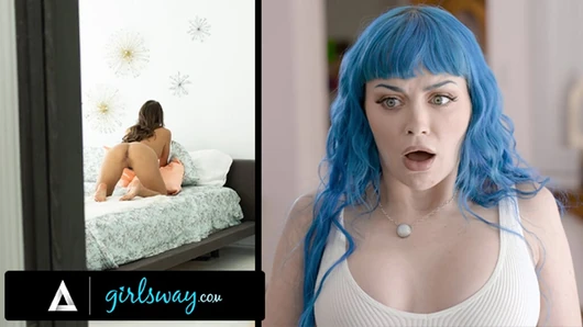 GIRLSWAY - Rahatsız Edici Jewelz Blu, Çıplak Oda Arkadaşı Gizelle Blanco'nun Odasında Onunla Dalga Geçerken Yakalandı