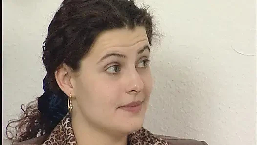 Dildo Denemelerine Katılan Azgın Hatun