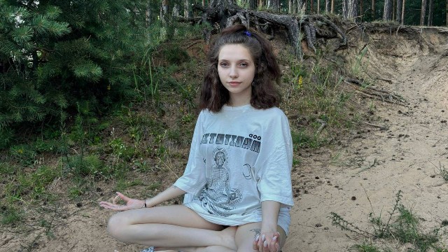 Evli yoga hocamla sikişmeli yoga yaptık
